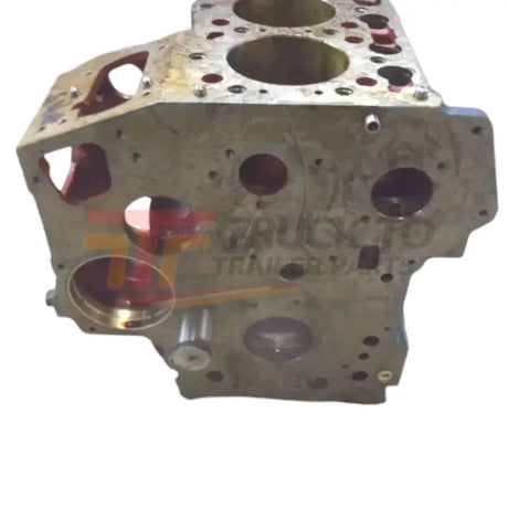 16221-01012 Kubota Crankcase D905 FZ2100 - Truck To Trailer