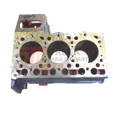 16221-01012 Kubota Crankcase D905 FZ2100 - Truck To Trailer