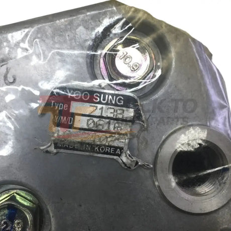 1654720004 Genuine International Twin Air Compressor - Truck To Trailer