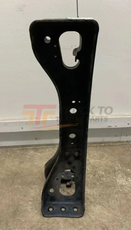 1660005C2 Genuine International Frame Crossmember - Truck To Trailer