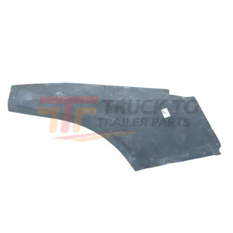 1666533C1 International Right Front Fender Splash Panel - Truck To Trailer