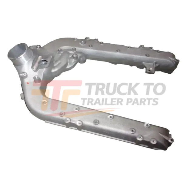 1684622C910 International Manifold Air Intake - Truck To Trailer