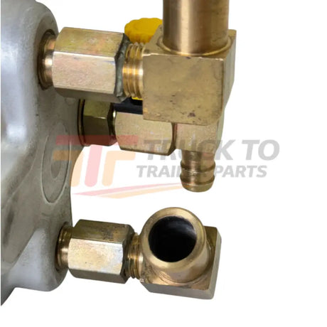 1685357C91 Genuine International Fuel Filter Davco 210 - Truck To Trailer