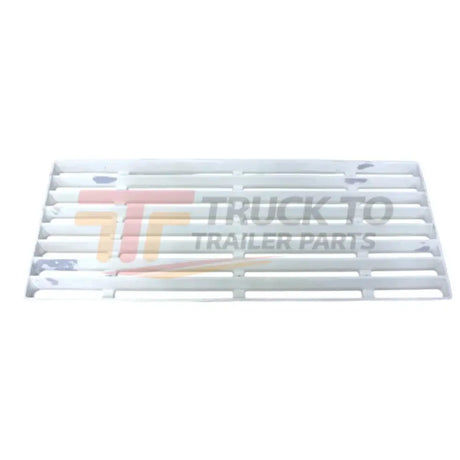 1689922C1 International Grille Assembly Upper - Truck To Trailer