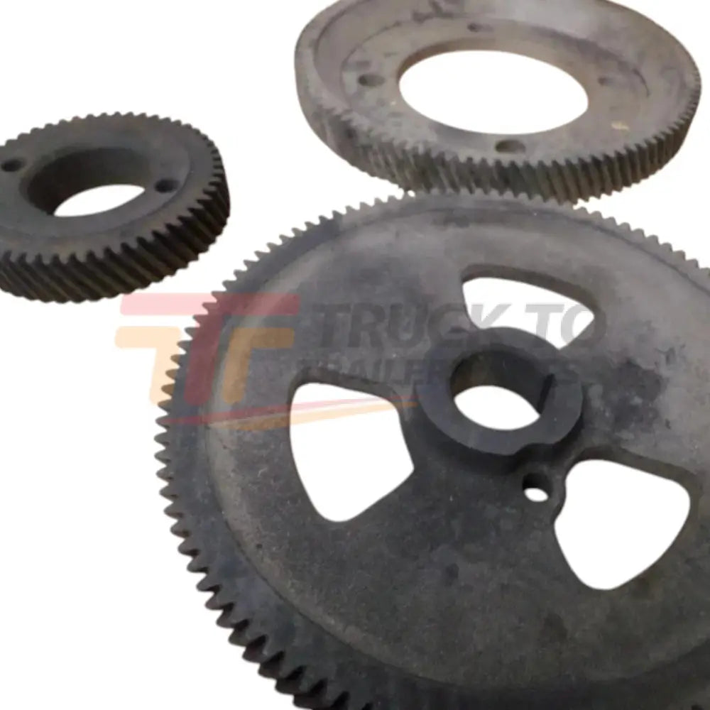 1700456C91 Genuine International Gear Kit