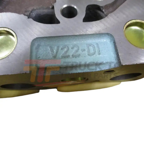 17118-90000 Kubota Cylinder Head W/Valves V22-DI - Truck To Trailer