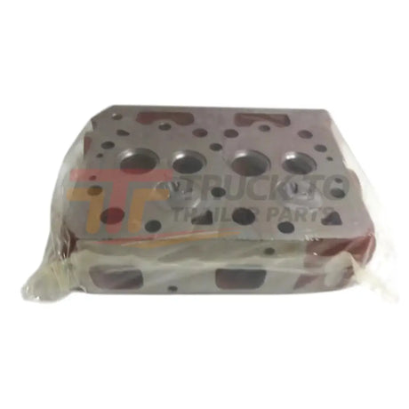 1E195-03040 Kubota Cylinder Head - Truck To Trailer
