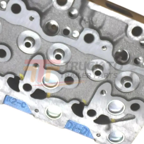 1G750-03044 Kubota Cylinder Head - Truck To Trailer