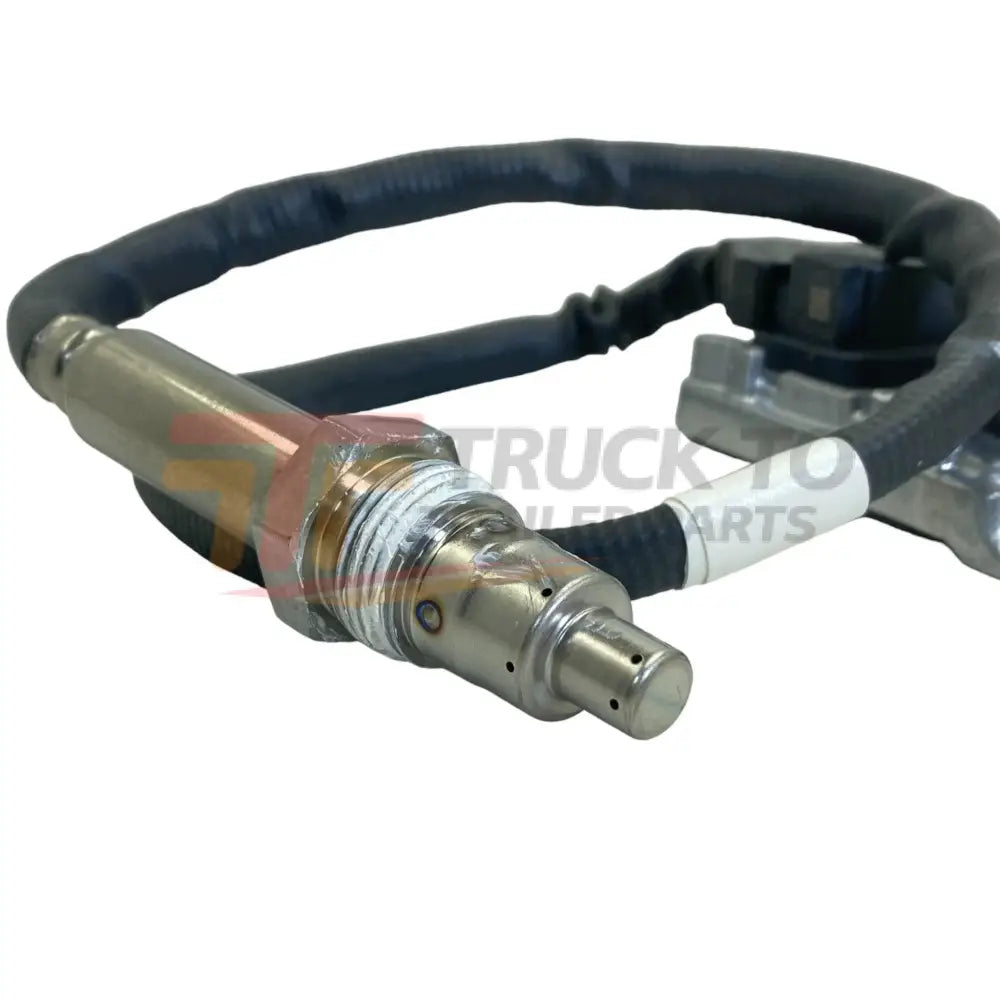 2006246Pe Genuine Paccar Nox Sensor Oxygen For Kenworth Peterbilt - Truck To Trailer