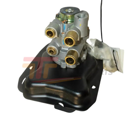 2506072C91 Bendix Foot Valve 4300 - Truck To Trailer