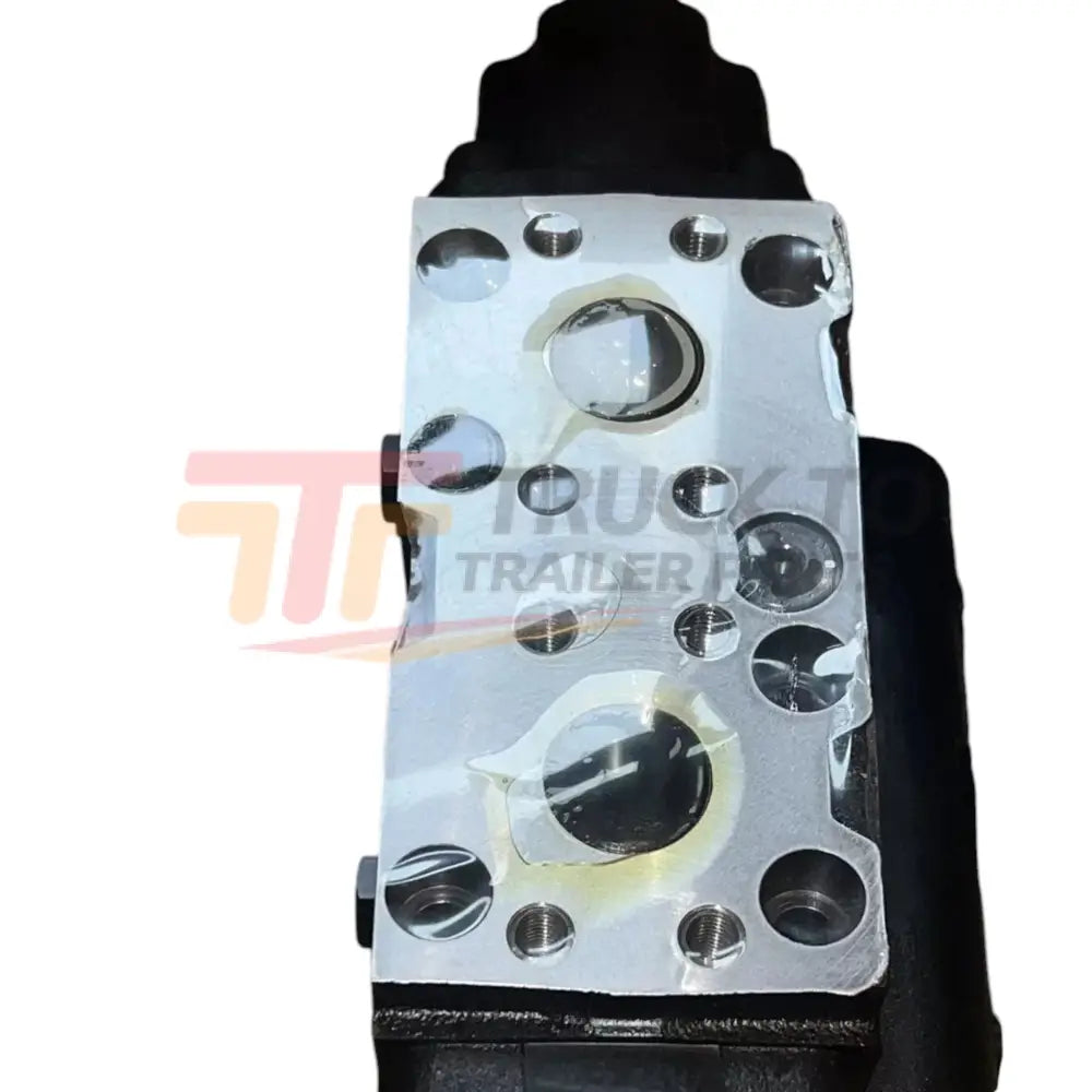 266-7843 Caterpillar Counterbalance Travel Valve - Truck To Trailer