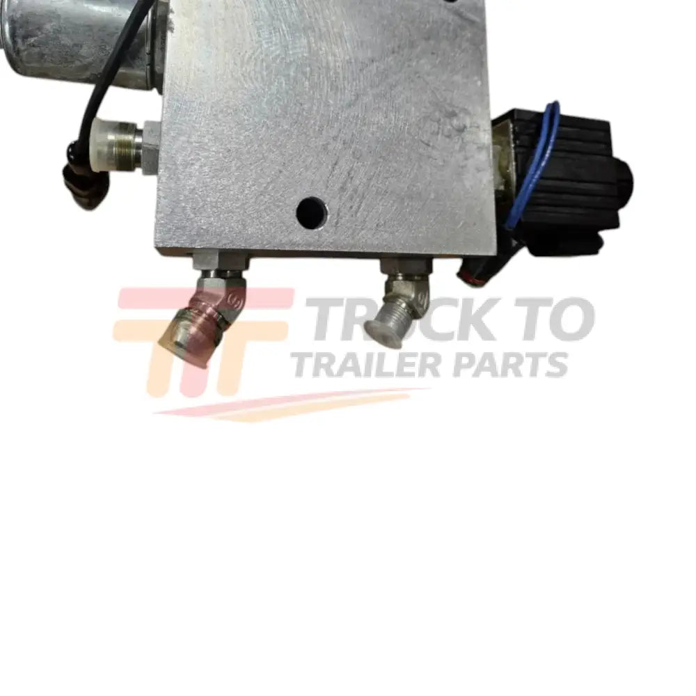 366-3832 Caterpillar Brake Control Valve - Truck To Trailer