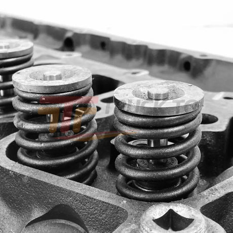 3925400 Genuine Cummins Engine Cylinder Head 5.9L 12 Valve - Truck To Trailer