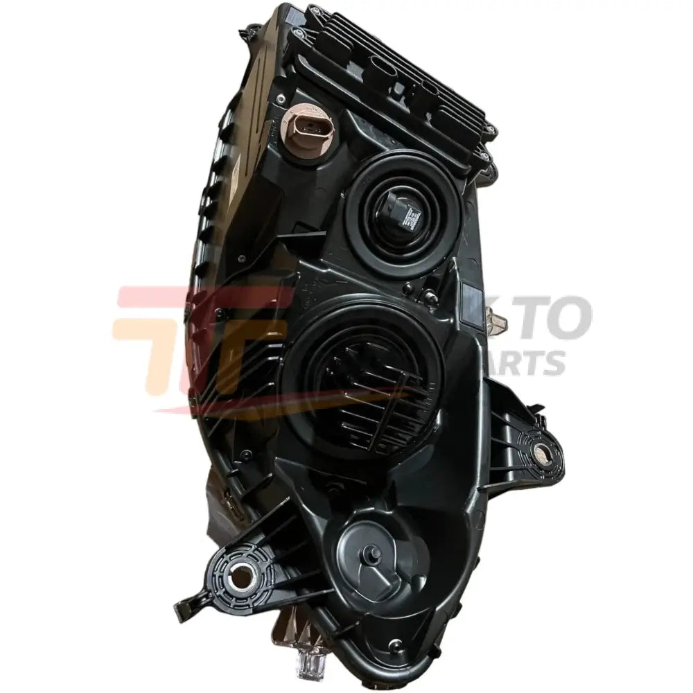 4049968C96 Genuine International Right Led Headlight - Truck To Trailer