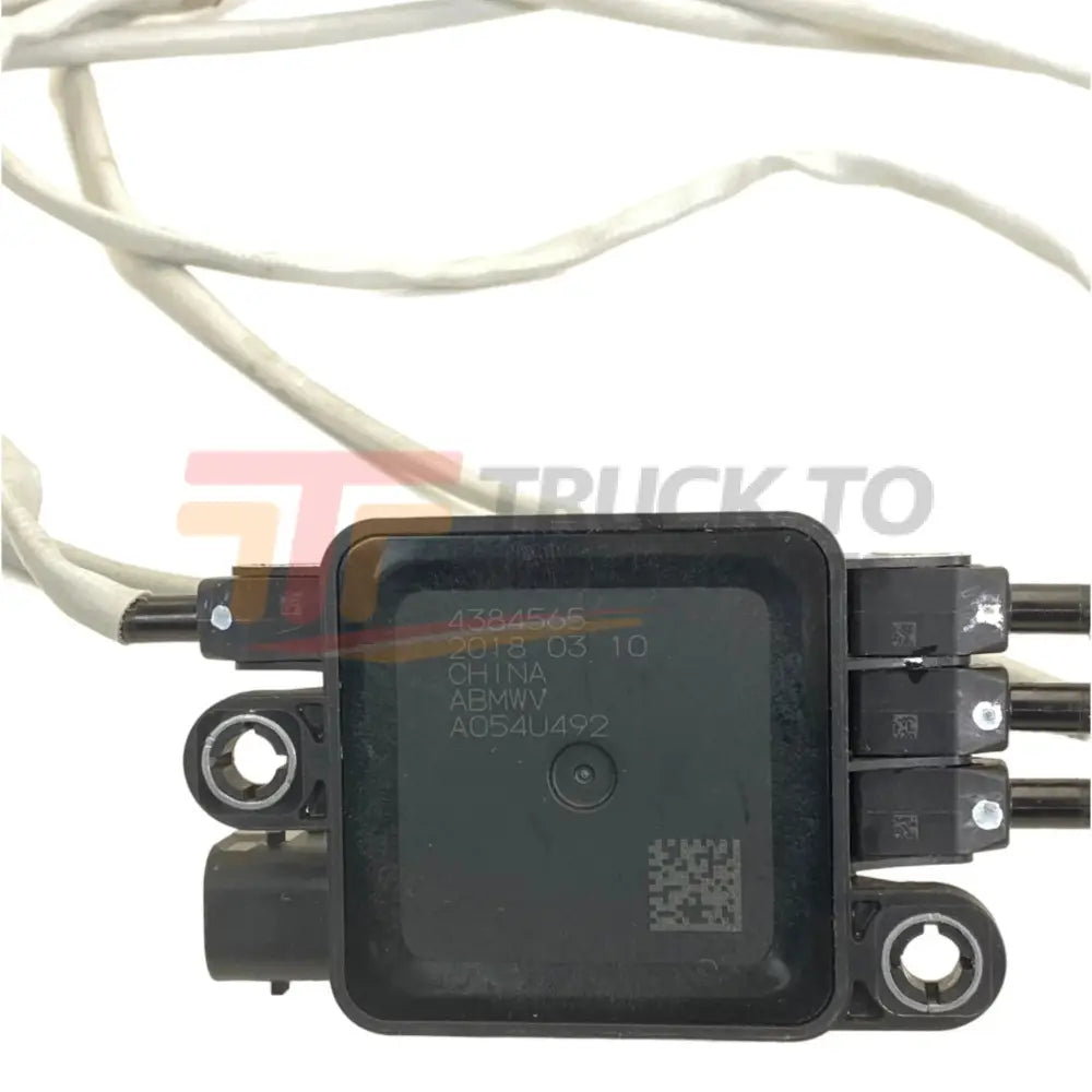 4384565 Genuine Cummins Engine Coolant Temperature Sensor - Truck To Trailer