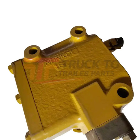 4T-3128 Caterpillar Valve G - Truck To Trailer