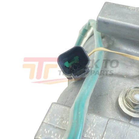 604-0682 Genuine Caterpillar A/C Compressor - Truck To Trailer