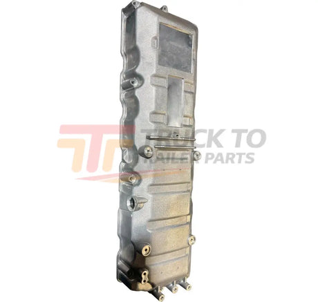 7082947C92 Oem International Valve Cover - Truck To Trailer