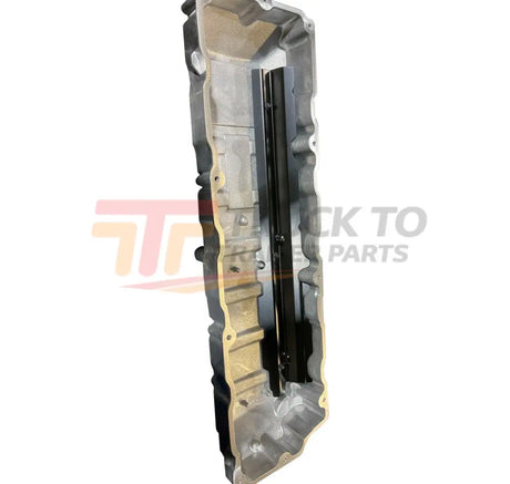 7082947C92 Oem International Valve Cover - Truck To Trailer