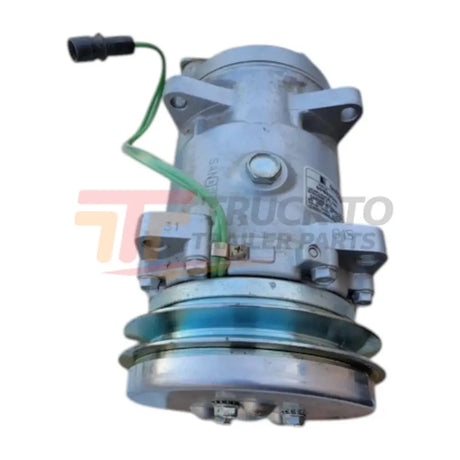 7T-8600 CAT Refrigerant Compressor - Truck To Trailer