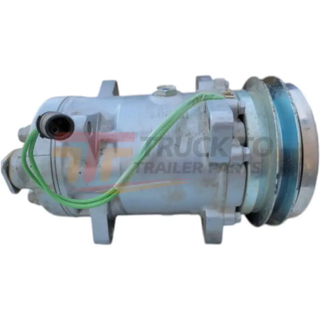 7T-8600 CAT Refrigerant Compressor - Truck To Trailer