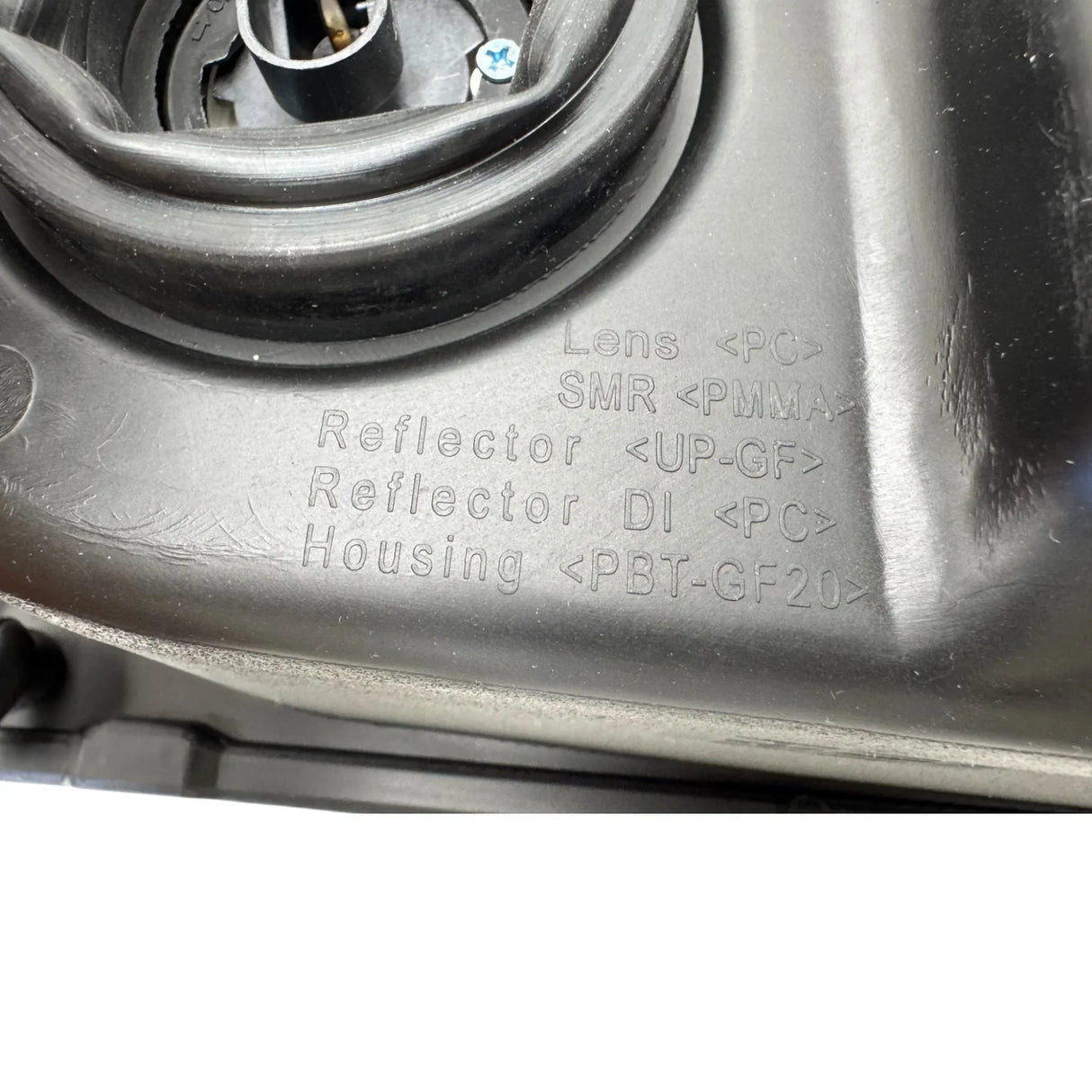 20902894 Genuine Volvo Right Side Headlamp Assembly - Truck To Trailer