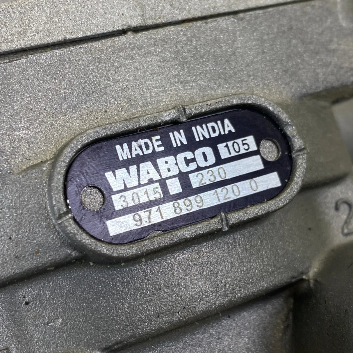 9718991200 Genuine Wabco Inversion Valve - Truck To Trailer