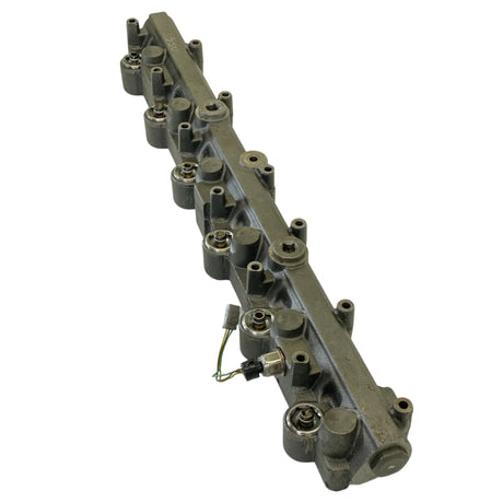 1832476C96 Genuine International Oil High Pressure Manifold - Truck To Trailer