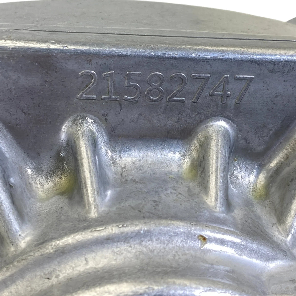 21051547 Genuine Volvo PTO Power Take Off - Truck To Trailer