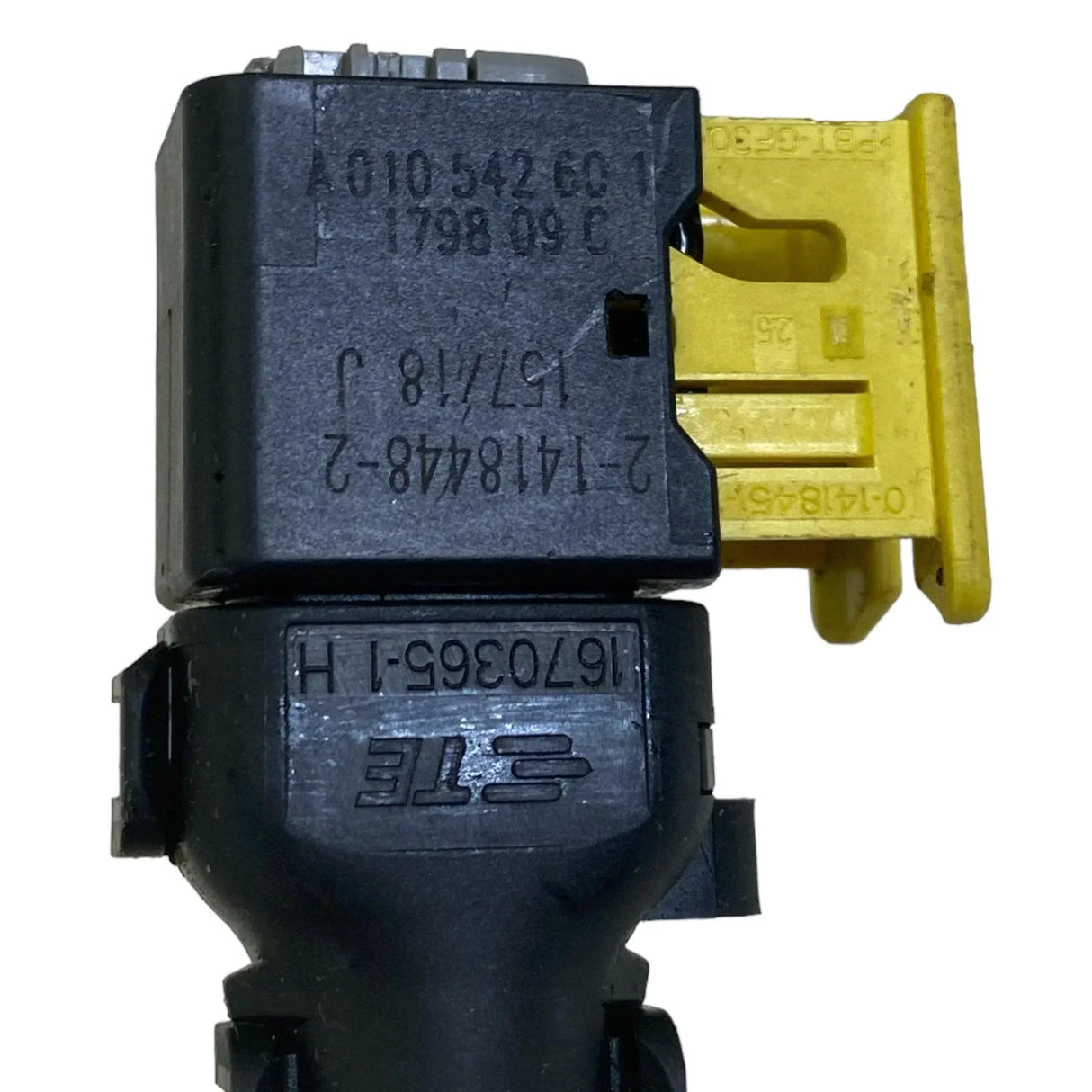 A0115422118 Genuine Detroit Diesel Temperature Sensor - Truck To Trailer