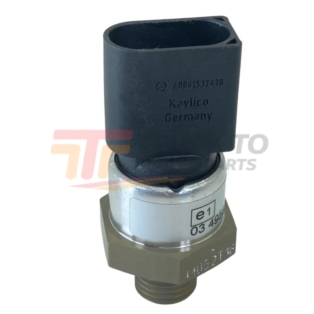 A0061537428 Genuine Detroit Diesel Air Pressure Sensor - Truck To Trailer