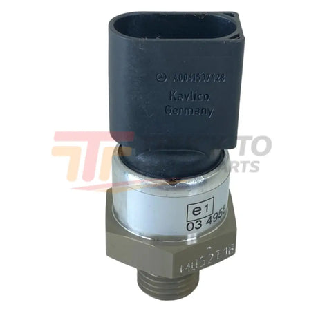 A0061537428 Genuine Detroit Diesel Air Pressure Sensor - Truck To Trailer