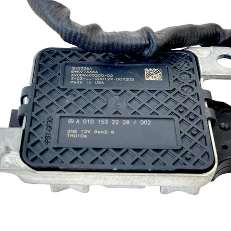 A0101532228 Genuine Detroit Diesel Nox Sensor Inlet For Mercedes-Benz - Truck To Trailer