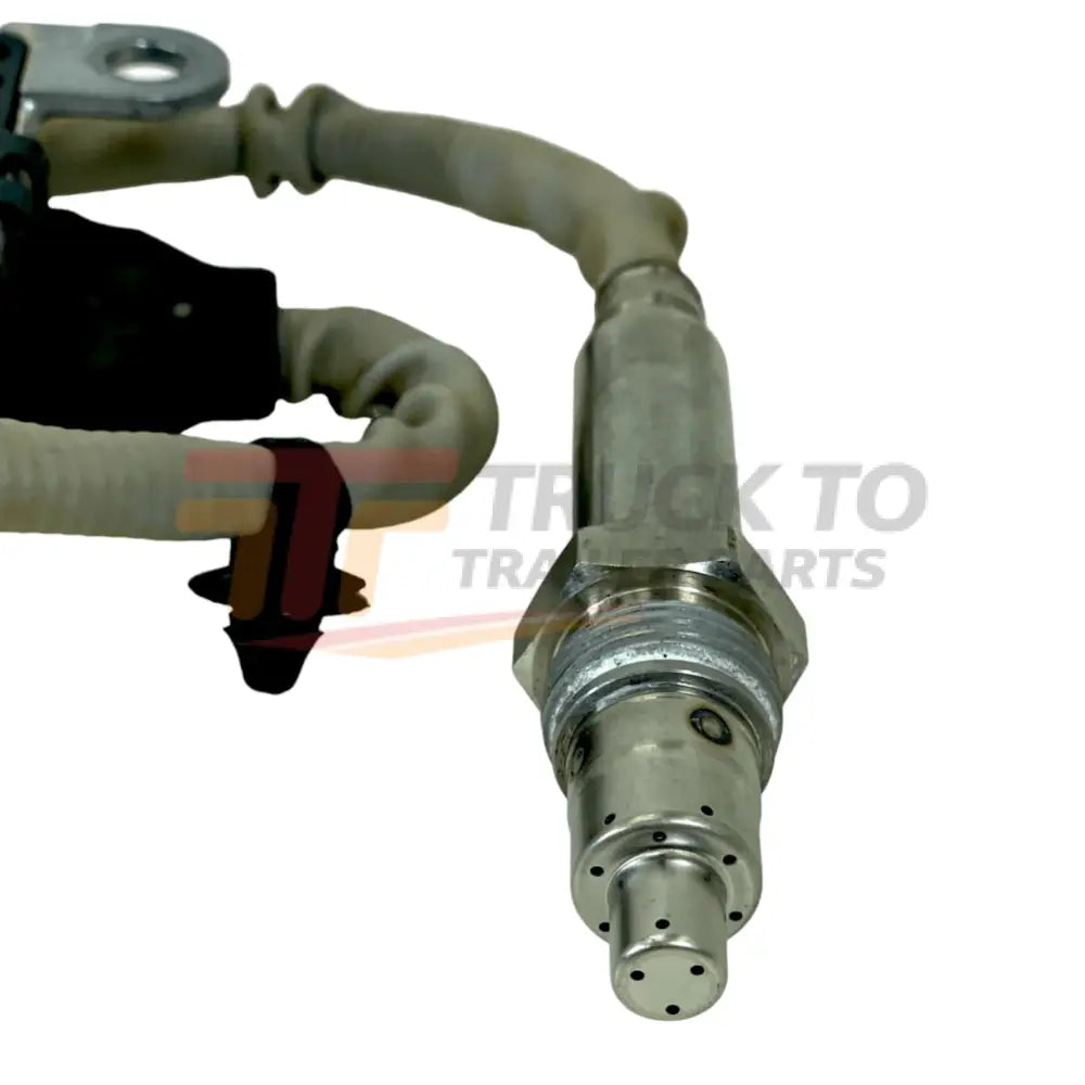 A0111534028 Genuine Detroit Diesel Nox Sensor - Truck To Trailer