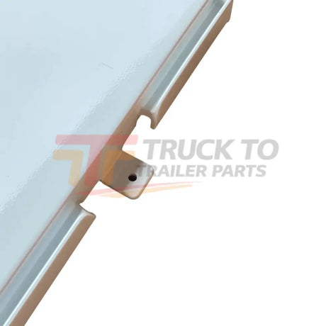 A2267506001 Oem Freightliner Fairing-Cab Extender Lower Side S-Aero Rh - Truck To Trailer