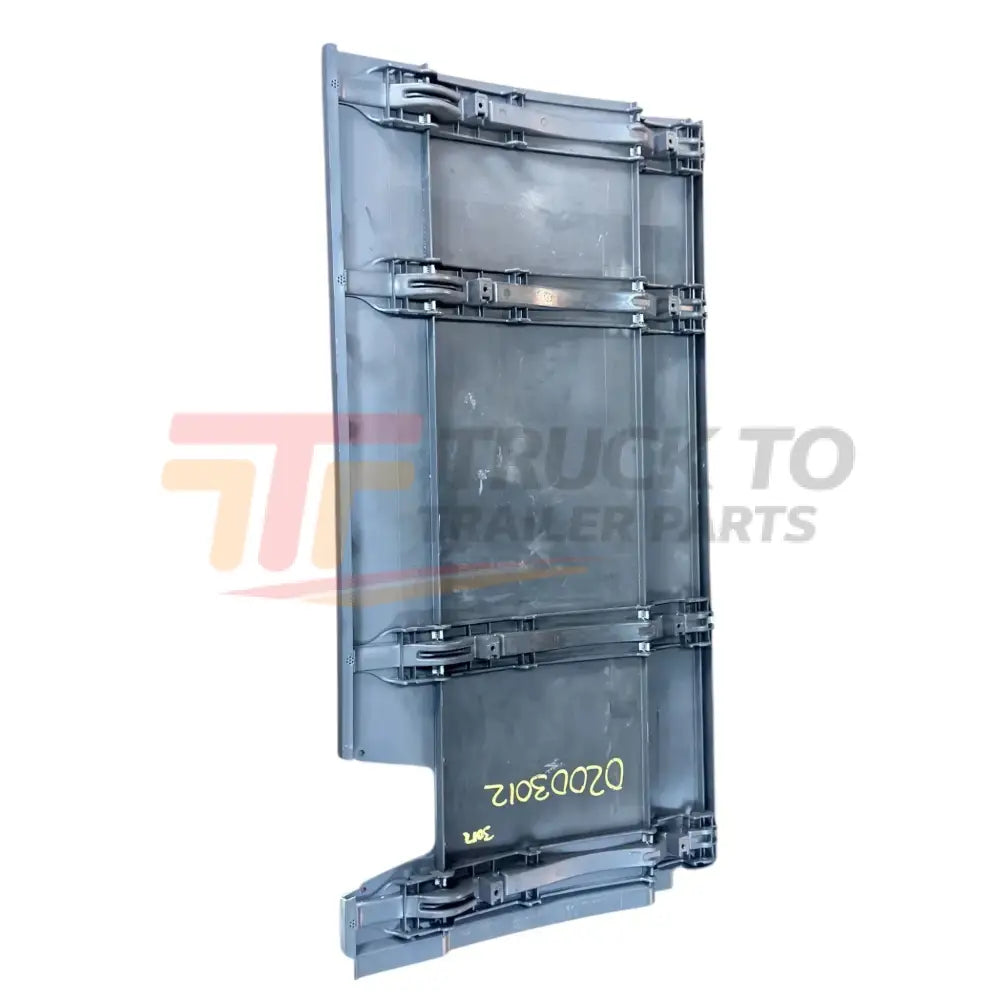 A22-68139-117 Genuine Freightliner Right Side Fairing Panel - Truck To Trailer