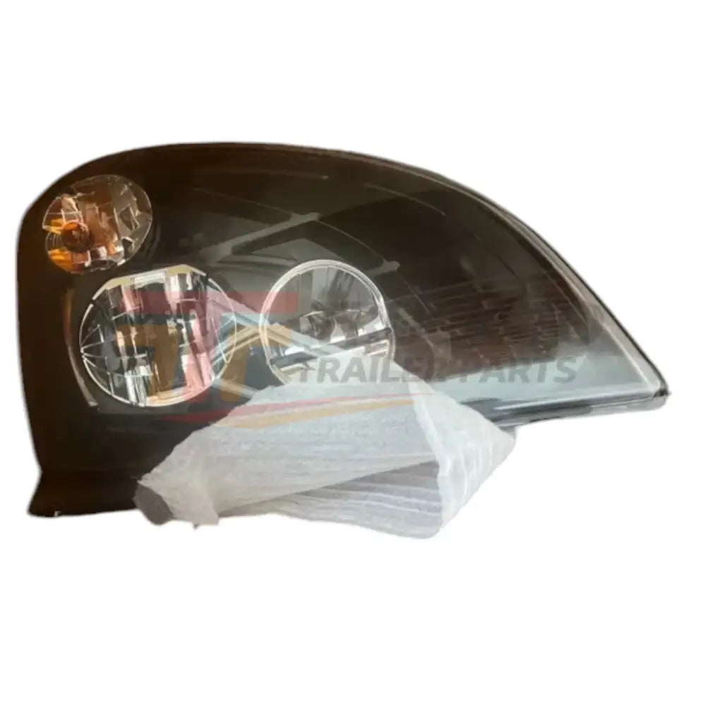 A66-10064-001 Genuine Freightliner Right Side Headlamp - Truck To Trailer