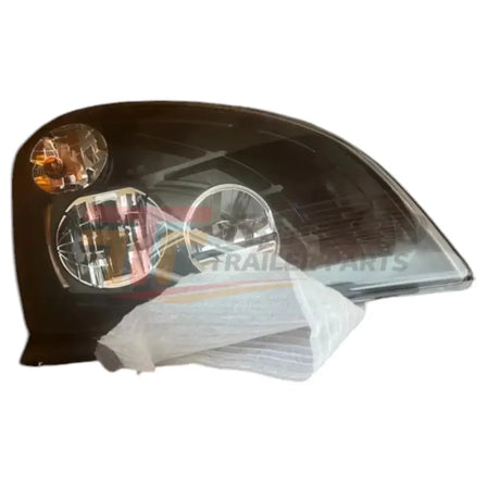 A66-10064-001 Genuine Freightliner Right Side Headlamp - Truck To Trailer