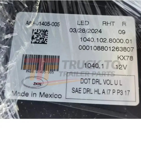 A6601405003 Genuine Freightliner Right Side Headlight - Truck To Trailer