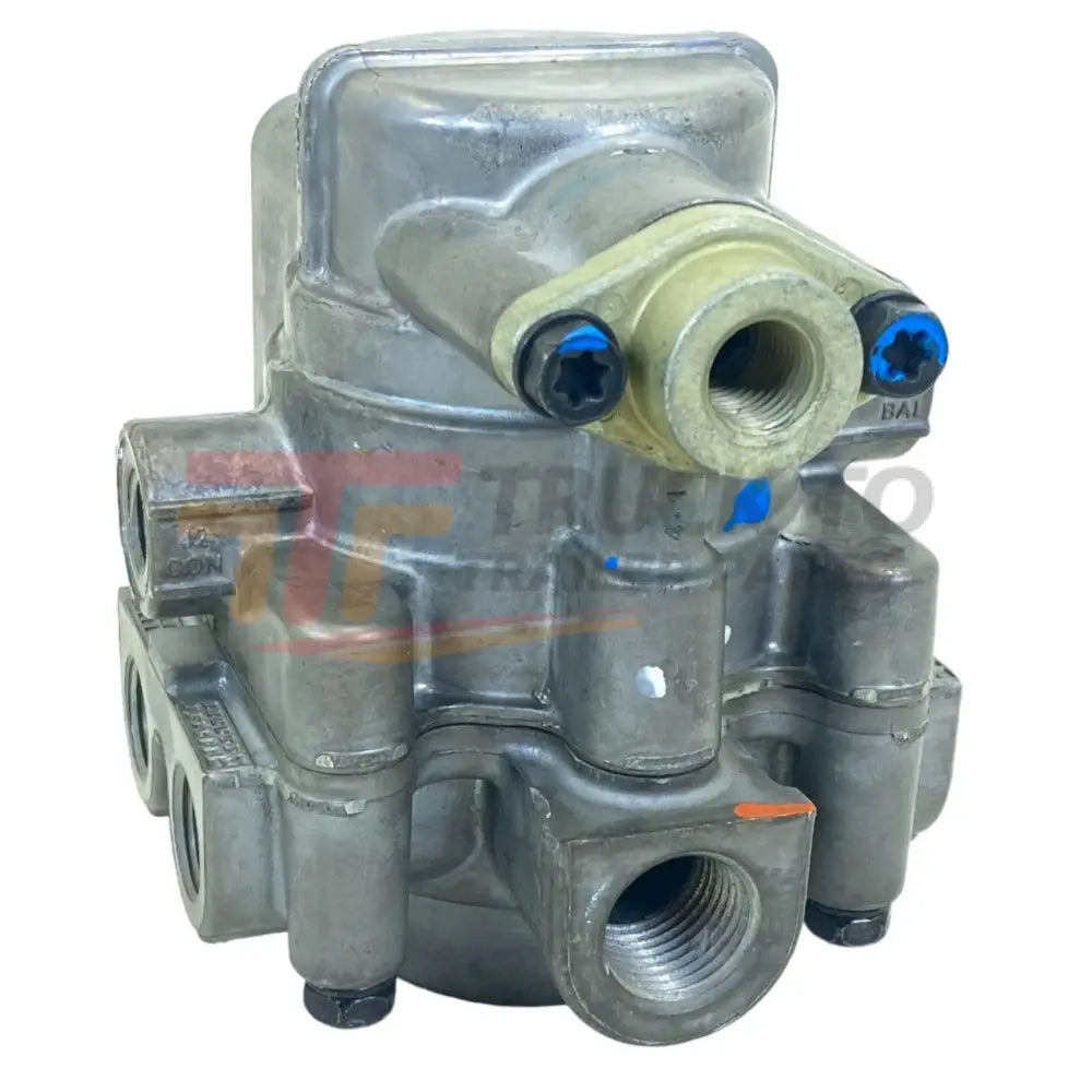 BWK021562 Genuine Freightliner Spring Air Brake Valve SR-7 - Truck To Trailer