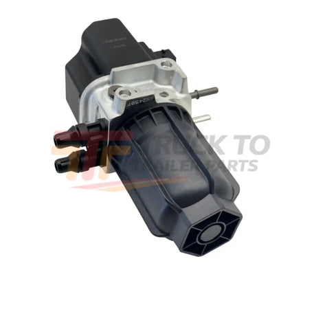DDE EA0011400678 Genuine Freightliner DEF Pump - Truck To Trailer