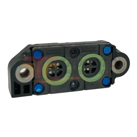 DDEA0001502625 Genuine Detroit Diesel Delta Pressure Sensor - Truck To Trailer