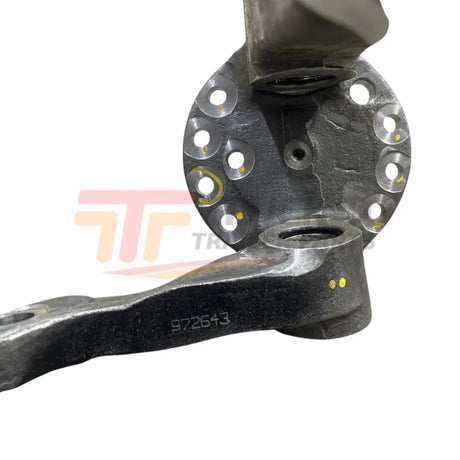 DS972644 International Steering Knuckle - Truck To Trailer