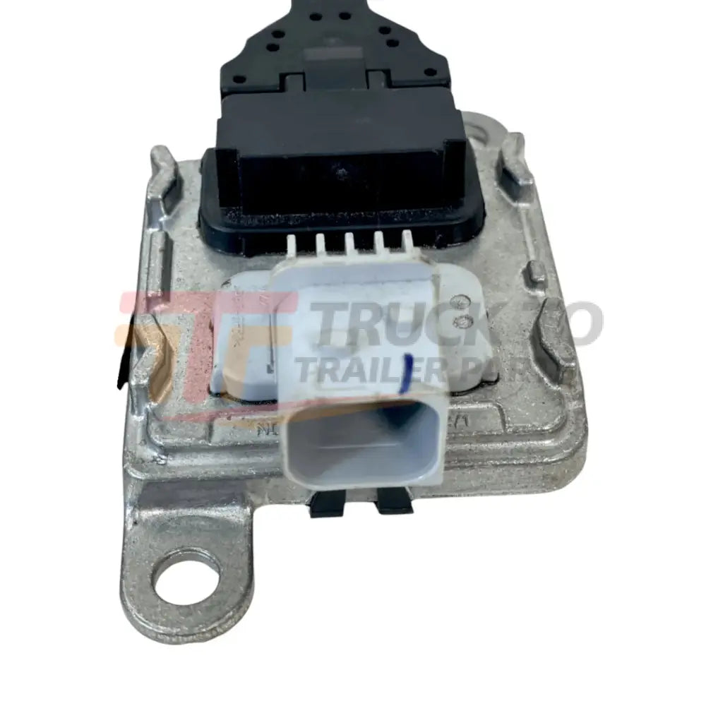 Ea0101532328 Genuine Detroit Diesel Nox Sensor For Dd13 Dd15 Dd16 - Truck To Trailer