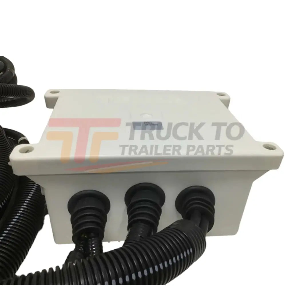MC-TID 11014 Genuine Volvo Chassis Harness - Truck To Trailer