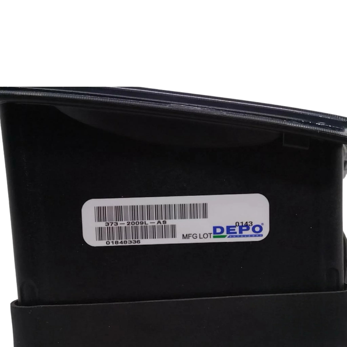 20737500 Genuine Volvo Front Fog Lamp - Truck To Trailer