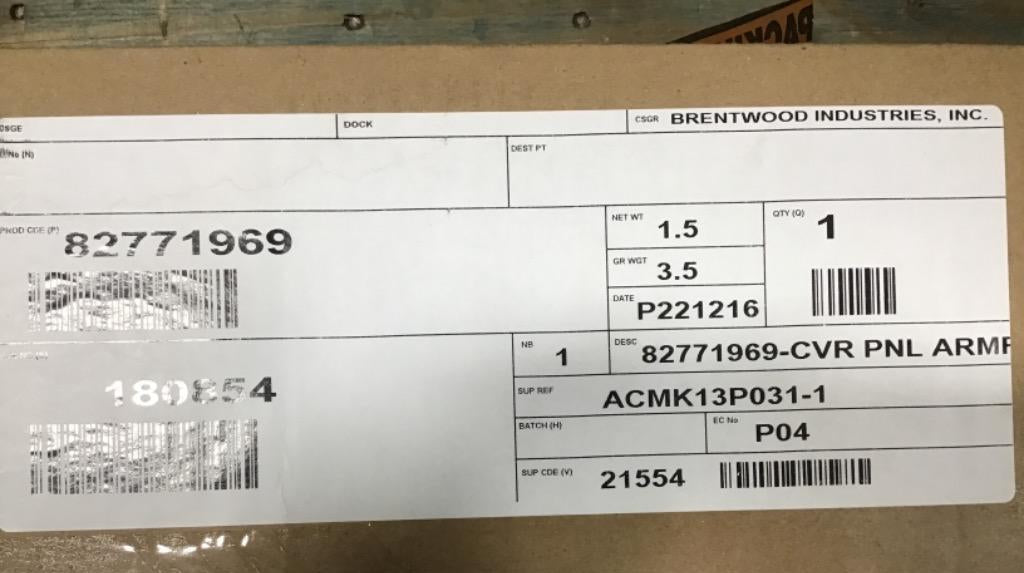 82771969 Genuine Mack Left Cover Panel