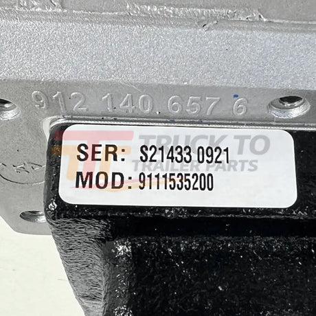 S-21433 Newstar Air Brake Compressor - Truck To Trailer