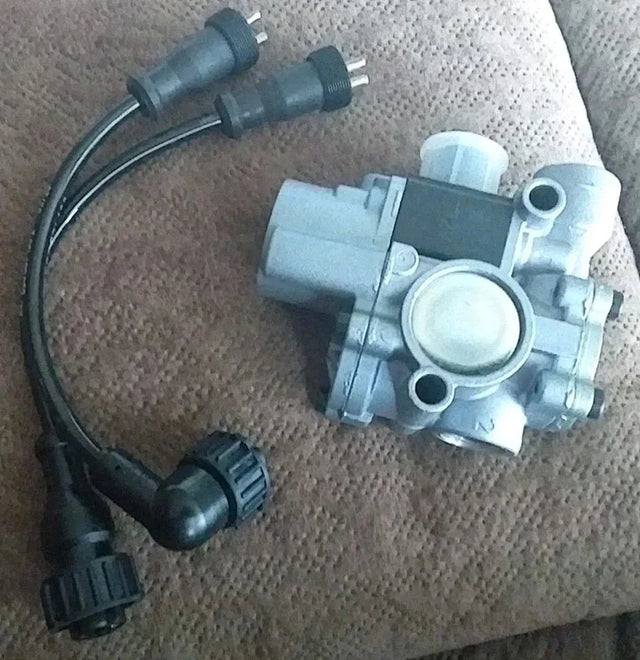 TDA R950127 Genuine Wabco Modulator Valve Kit – Truck To Trailer