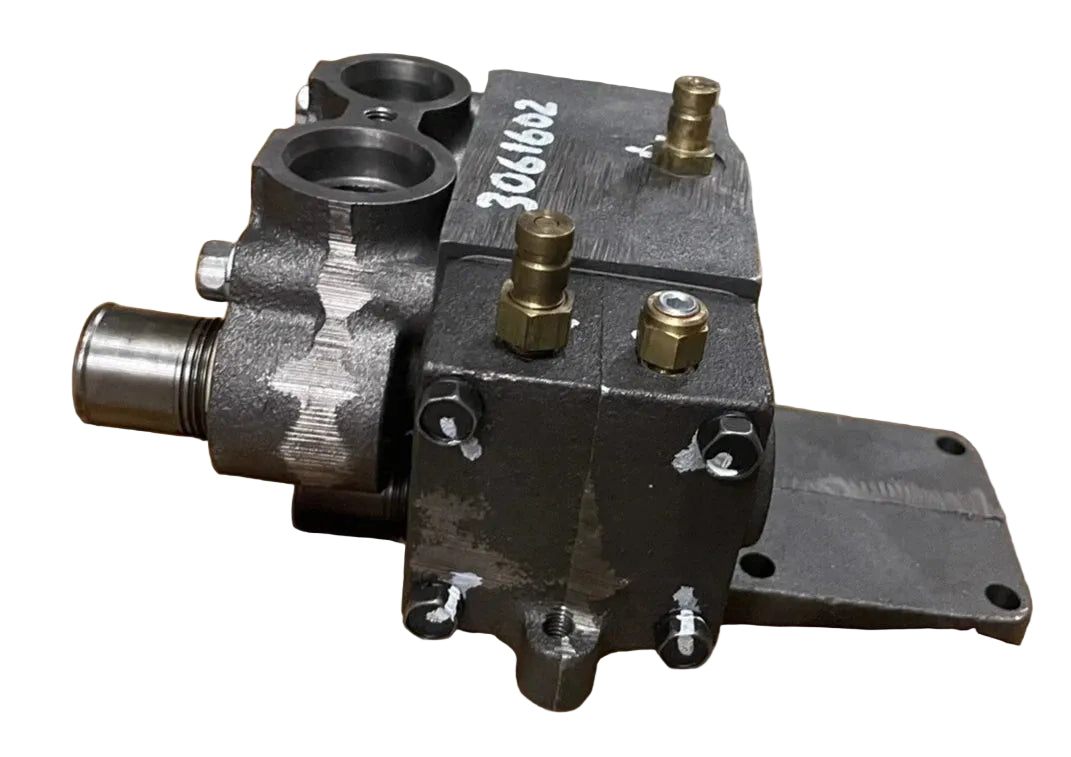 3061602 Genuine Cummins Thermostat Housing